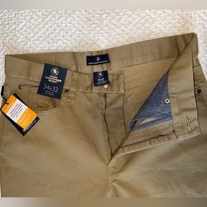 Hart Schaffner Marx Khaki Pants 34x32